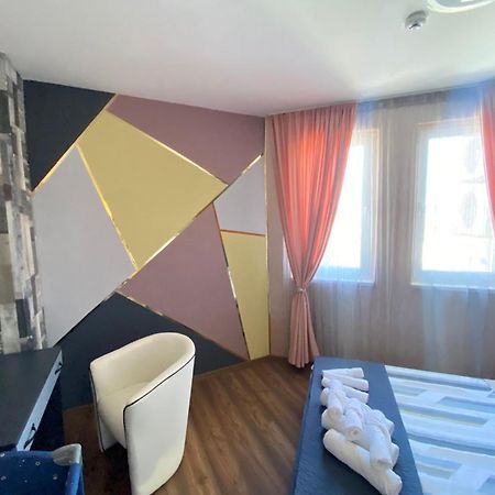 Апартамент Жаклин К.К. Хармони Хилс Rogachevo Bagian luar foto